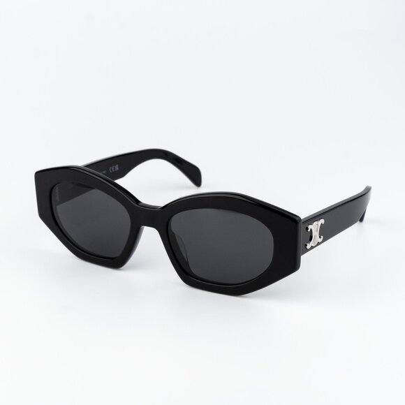 Celine TRIOMPHE Women Sunglasses Black Smoke Cat Eye CL40238U 01A NEW AUTHENTIC - Picture 4 of 15